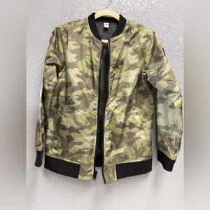 Camouflage Bomber Nylon Youth Jacket Size XL (14-16)